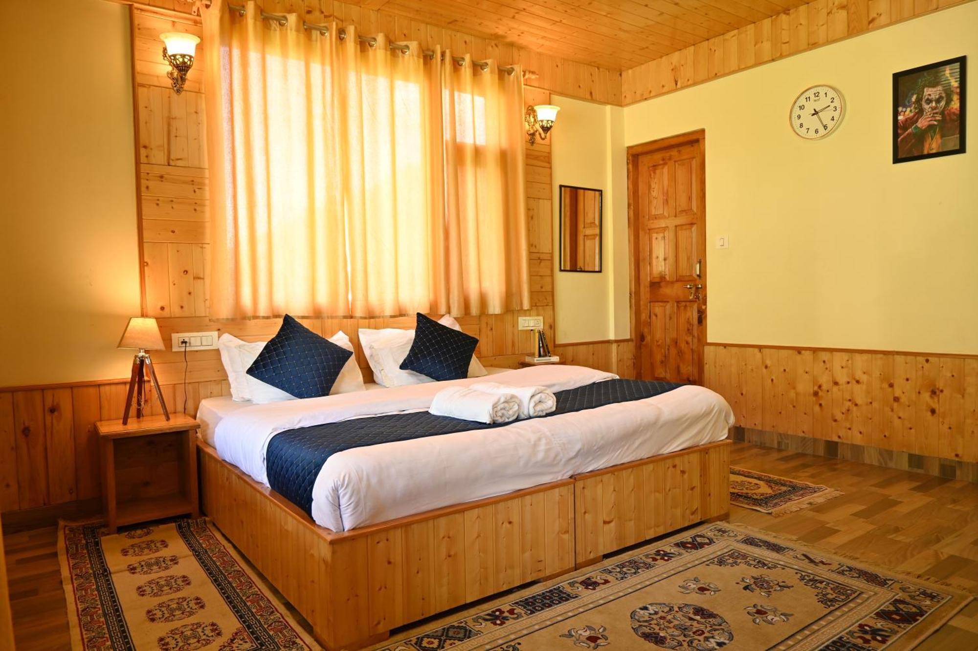 לינה וארוחת בוקר Cascade Mountain Retreat Manali מראה חיצוני תמונה