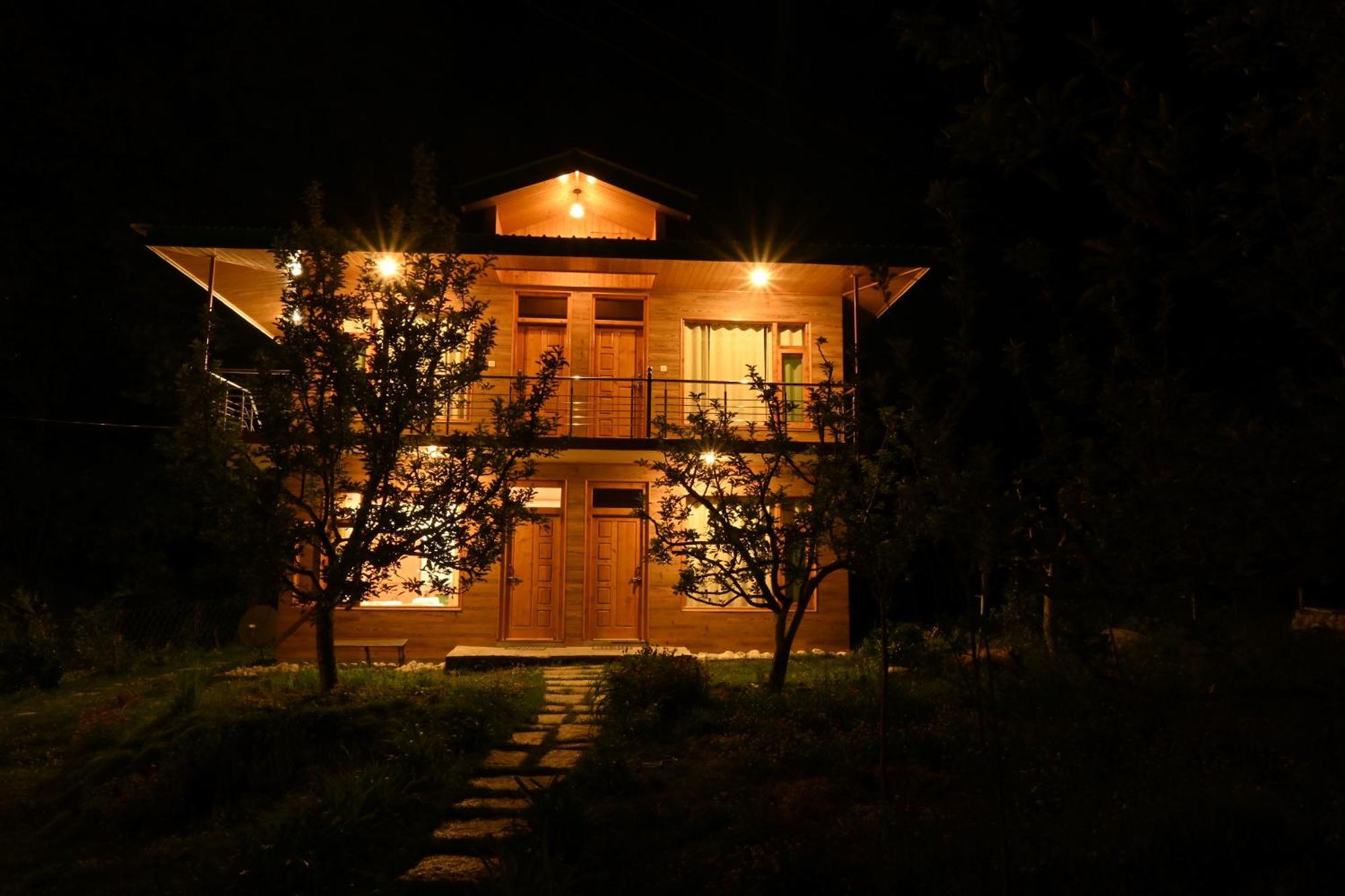לינה וארוחת בוקר Cascade Mountain Retreat Manali מראה חיצוני תמונה