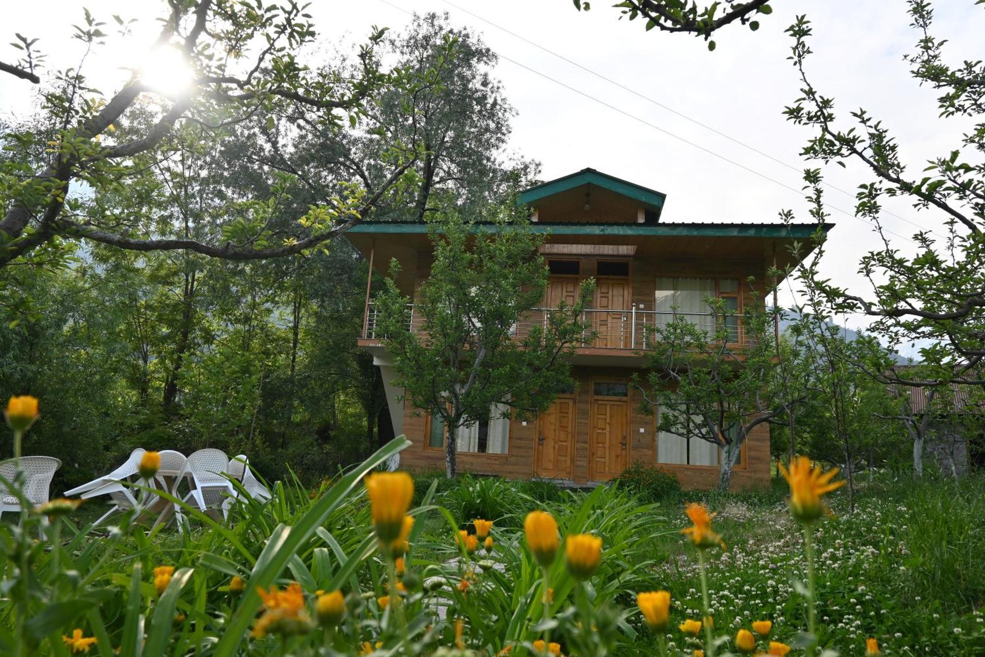 לינה וארוחת בוקר Cascade Mountain Retreat Manali מראה חיצוני תמונה